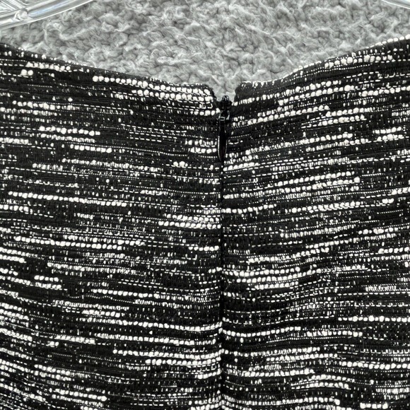 Tahari Black and Gray Textured Dress - Picture 8 of 13